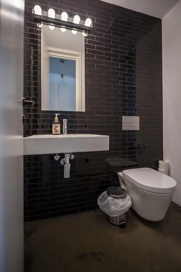 Nena Apartments Metropolpark Berlin - Mitte -Adult Only 2*,  Almanya