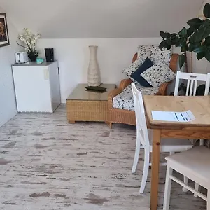 Gemütliche Im Einfamilienhaus Apartment Köln